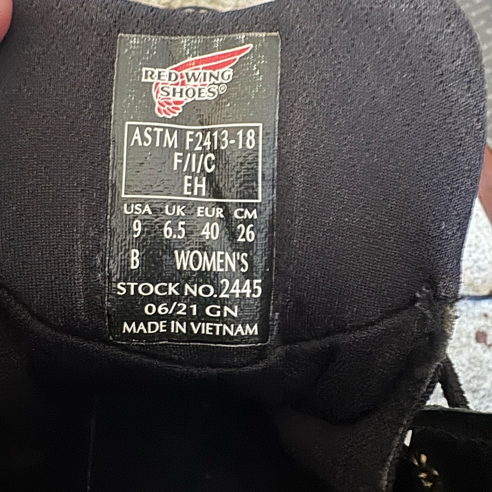 Black Women’s  Lace-Up Leather Work Boots - Picture 5 of 9